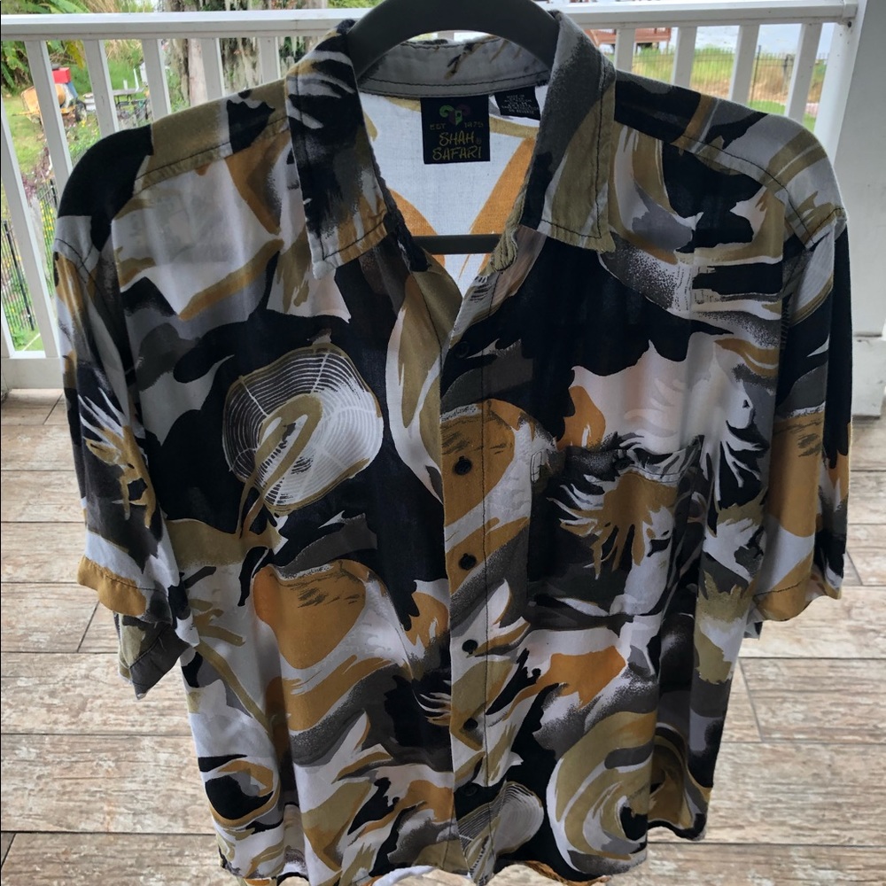 Men’s Vintage Button Down